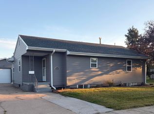 2314 W 5th St, Hastings, NE 68901