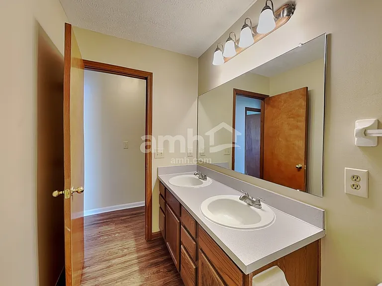 12400 Bentwood Farms Dr — Photo 20
