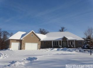 20959 Wintergreen St NW, Oak Grove, MN 55011