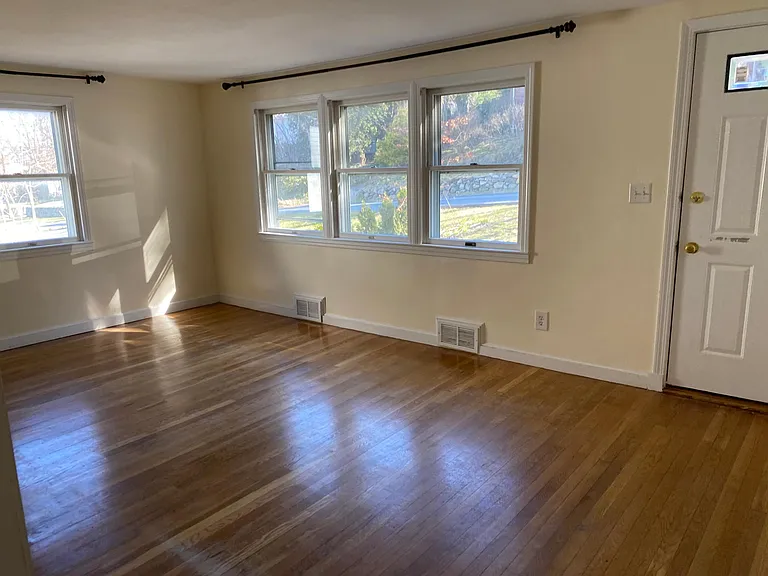 64 Bertwell Rd — Photo 12