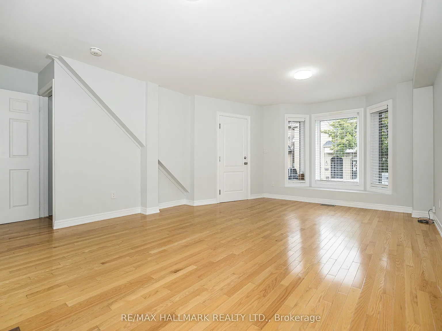 2 bed, $2,495 — Photo 4