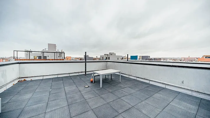 Rented by Nooklyn NYC LLC | media 11