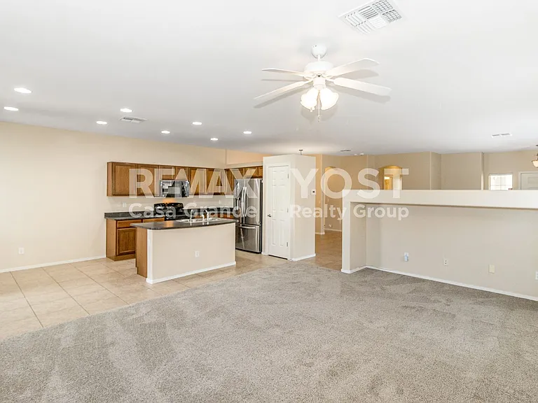 254 W Seven Seas Dr — Photo 5