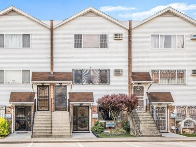 4 Stanton Court, Bronx, NY, 10473