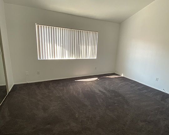 5th image of 335 E Plymouth St APT 6