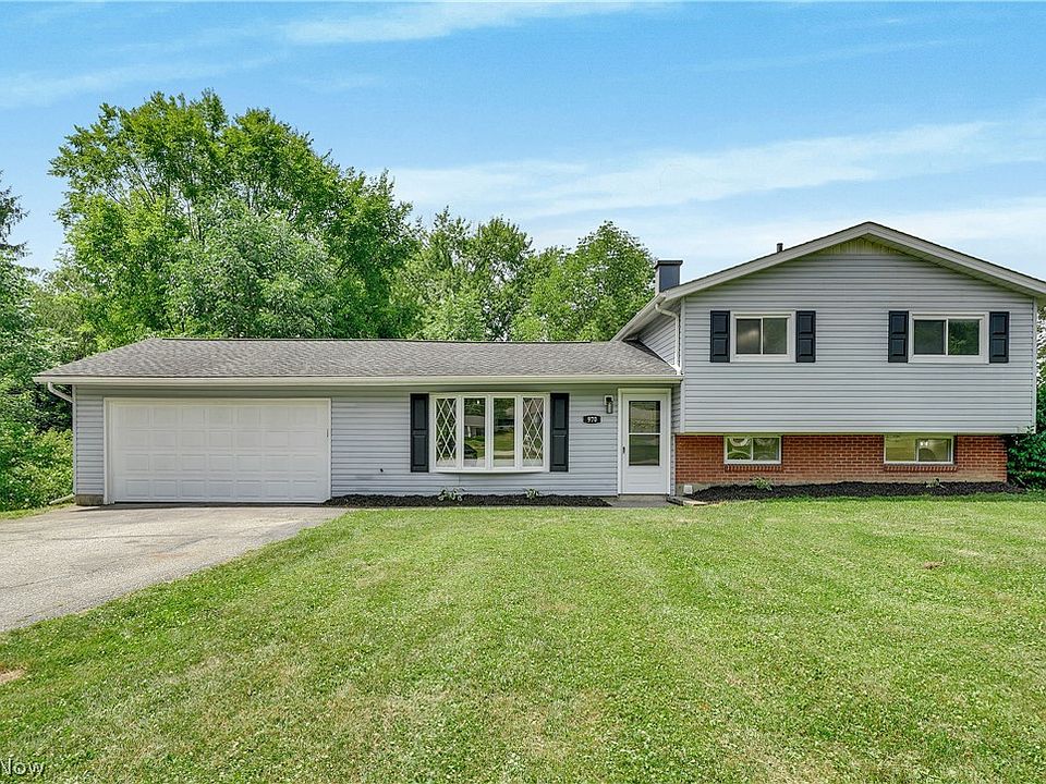 1st image of 970 Iroquois Run