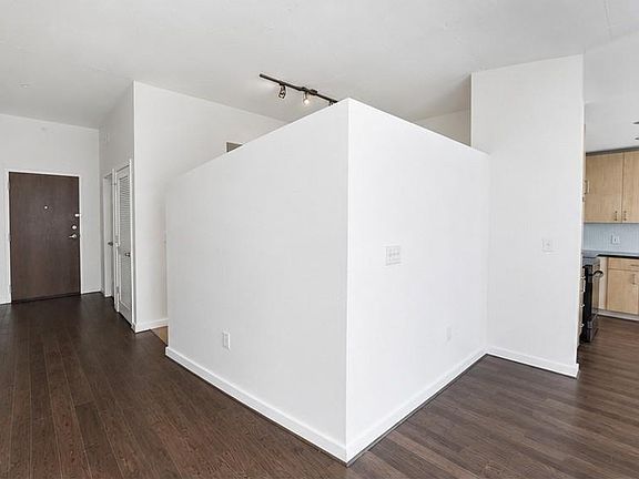 3rd image of 5925 Almeda Rd Unit 11812