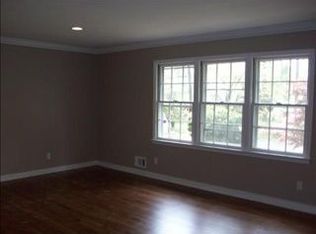 4016 Huckleberry Dr, Raleigh, NC 27612