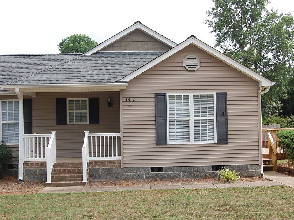 1st image of 1412A Lankford St