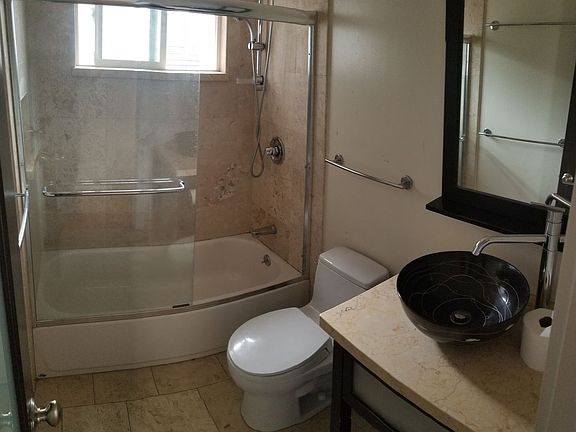 3rd image of 8061 Greenridge Dr #33