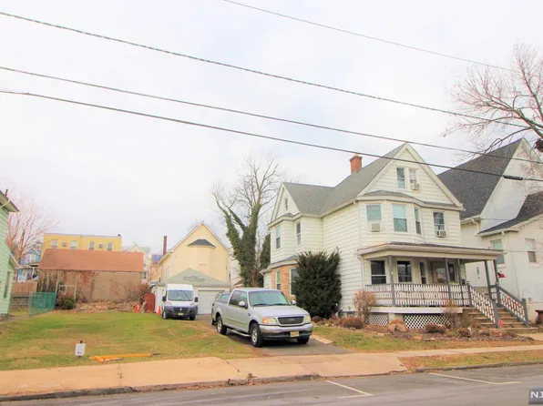 377 Forest St #381, Kearny, NJ 07032