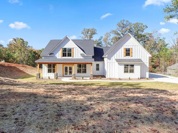 3067 Lee Road 318, Smiths Station, AL 36877