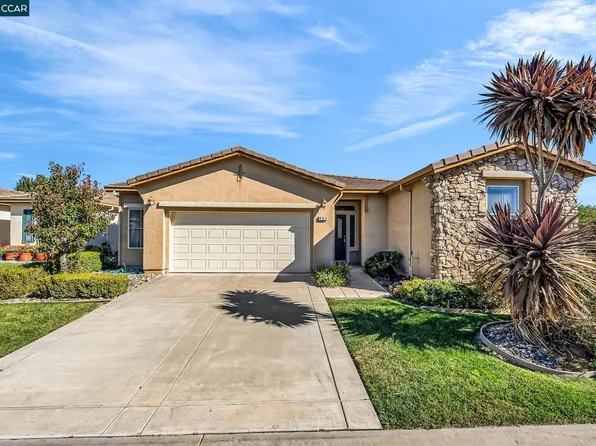 900 Brookside Ln, Rio Vista, CA 94571