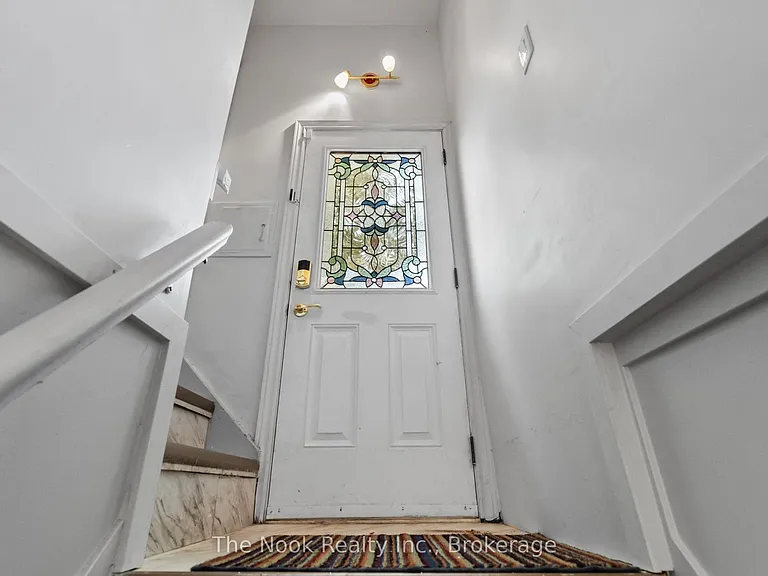 464 Gibbons St #BASEMENT — Photo 13