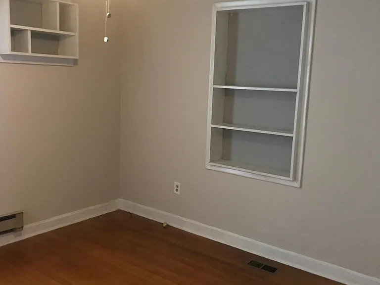 1320 Poplar Ave — Photo 8