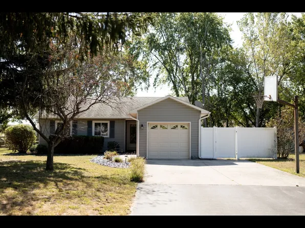 6329 Weckerly Rd, Whitehouse, OH 43571