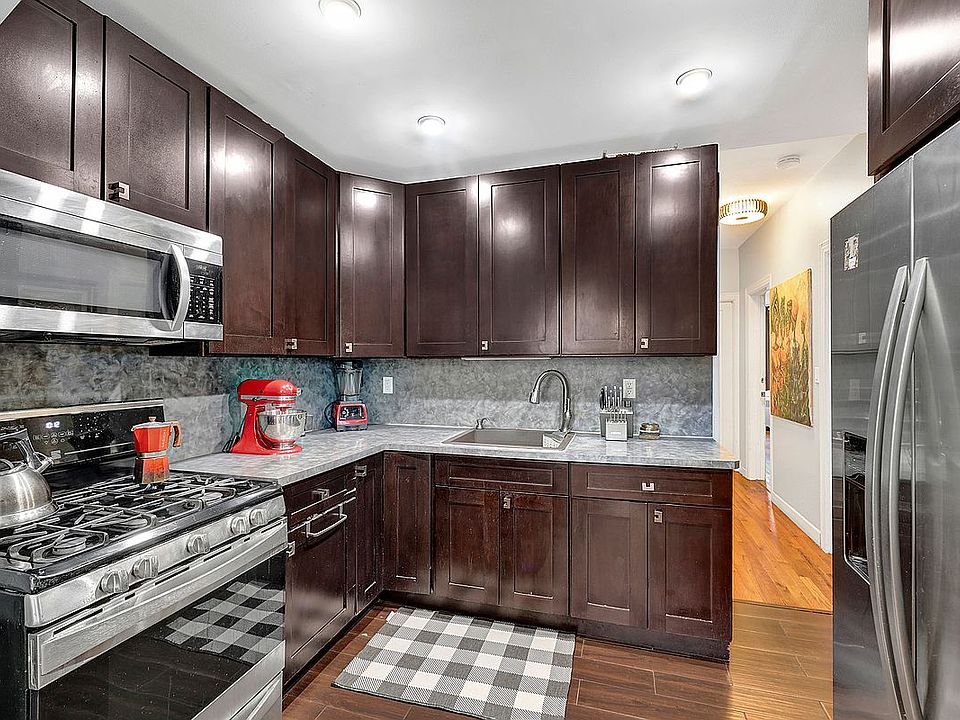 1st image of 1200 E 49th St Floor 1