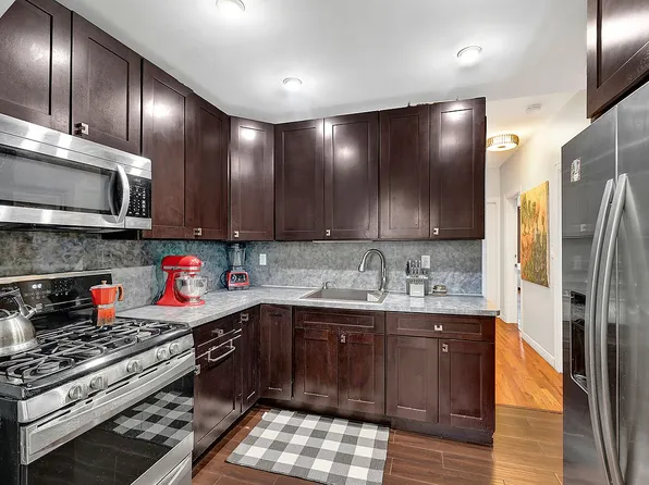 1200 E 49th St Floor 1, Brooklyn, NY 11234