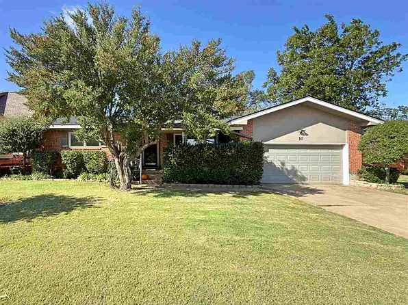 10 NW 56th St, Lawton, OK 73505