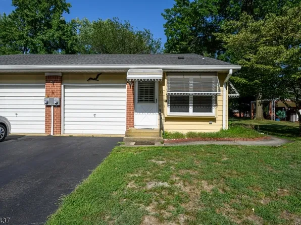 3 Salem Drive #B, Manchester Twp., NJ 08759