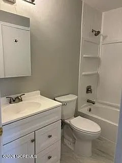 38 Worthington Ct #6 — Photo 13