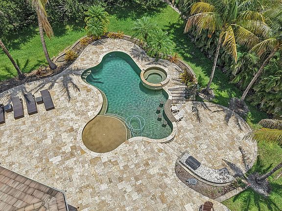 5th image of 2130 SW 113th Avenue