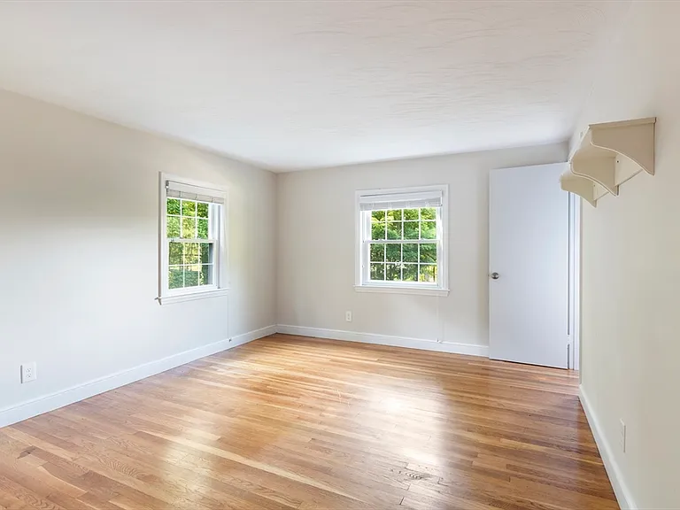 216 Claybrook Rd — Photo 16