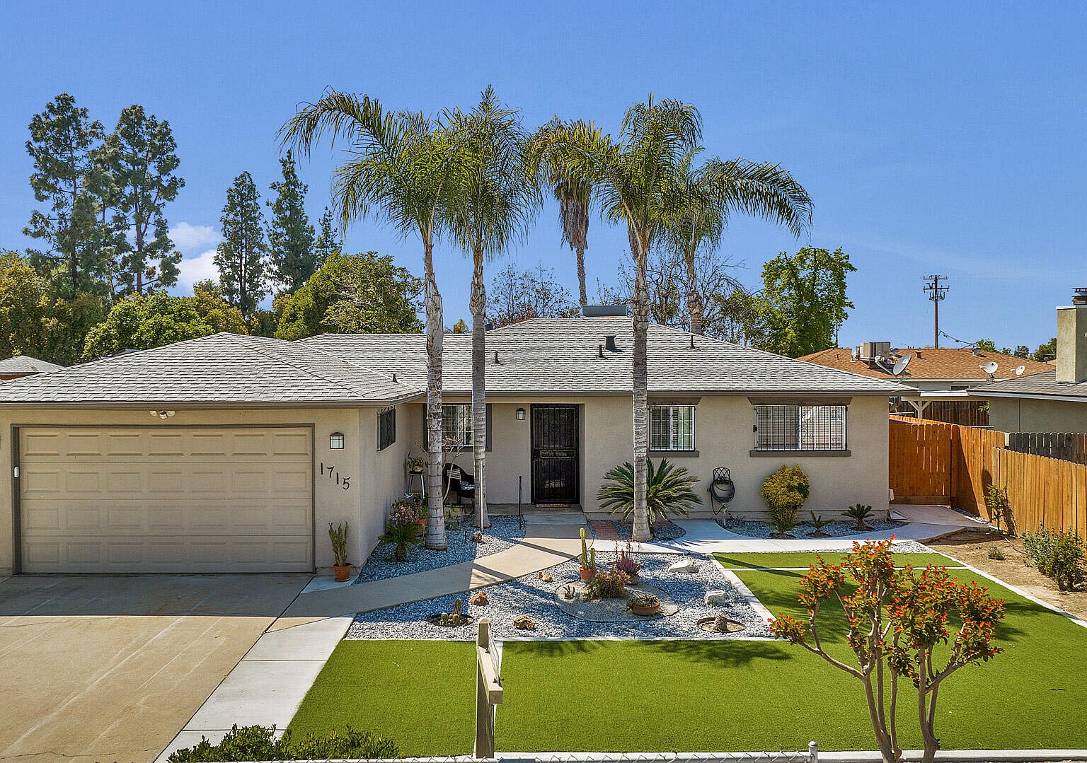 1715 N Giddings Street, Visalia, CA 93291 Zillow