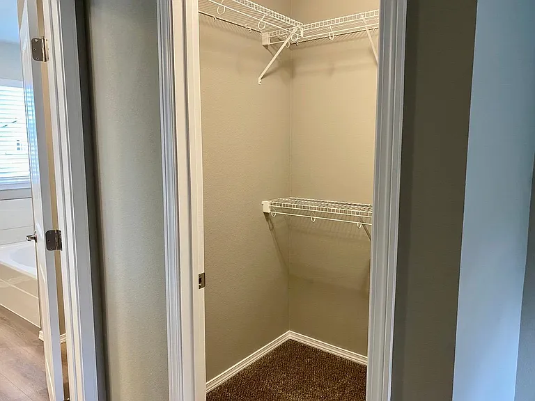 825 N Willow Ct — Photo 14