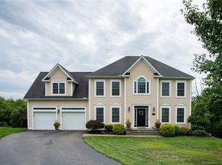 3 Silver Brook Ln, Torrington, CT 06790