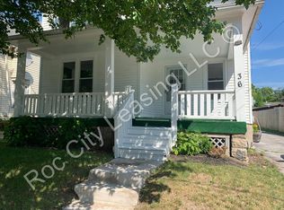 36 Bayclif Dr, Rochester, NY 14609