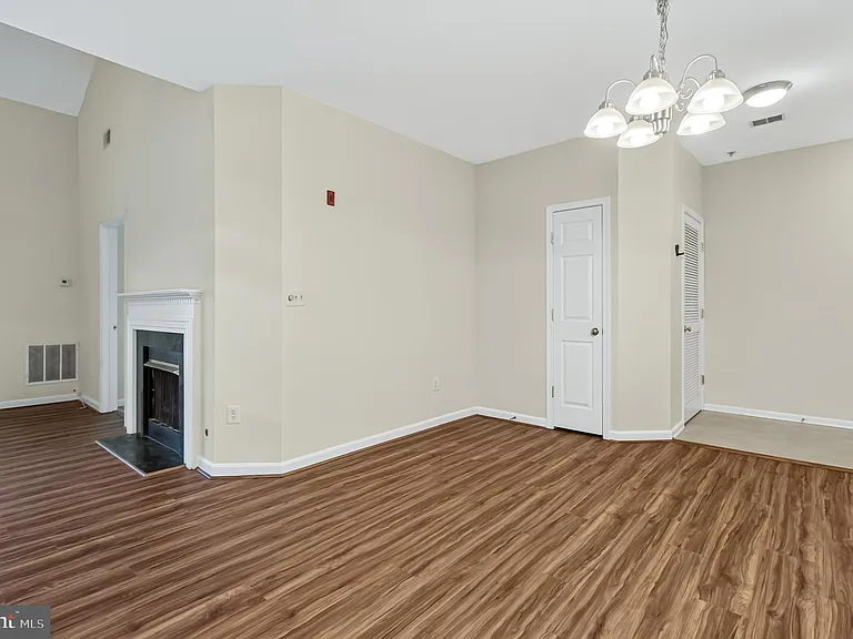 11314 Westbrook Mill Ln #302 — Photo 23