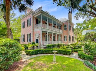 62 Eastlake Rd, Mount Pleasant, SC 29464