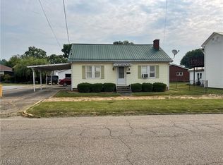 304 Broadway Ave, New Matamoras, OH 45767