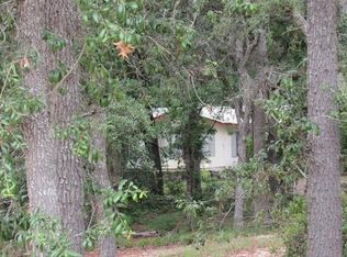 1152 Bluff Dr, Blackshear, GA 31516