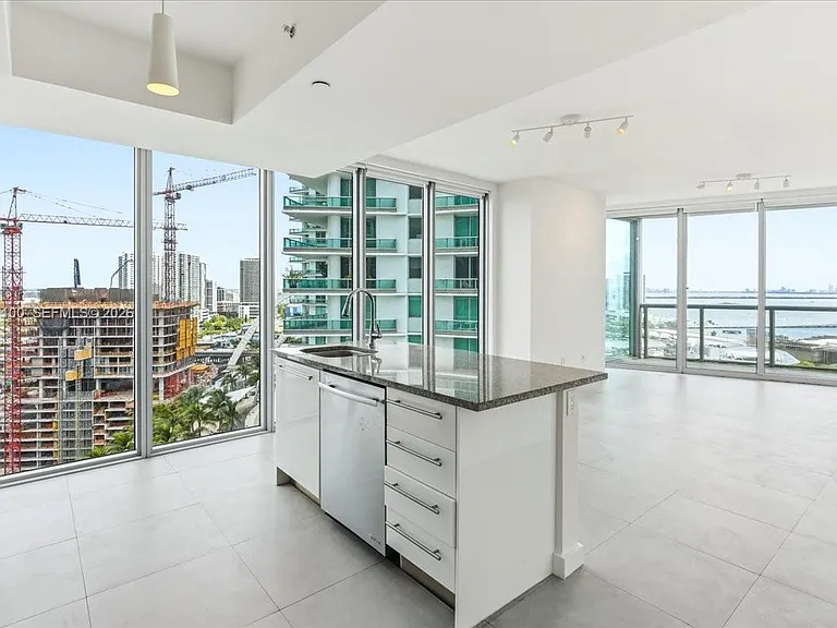 888 Biscayne Blvd #2212 — Photo 5