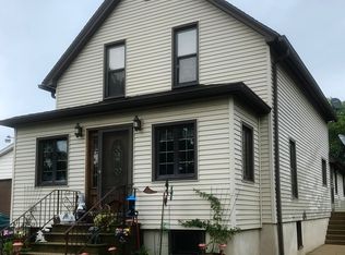 634 Hays St, Rockdale, IL