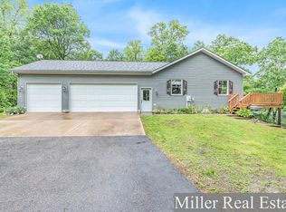 6221 Westlake Rd, Bellevue, MI 49021