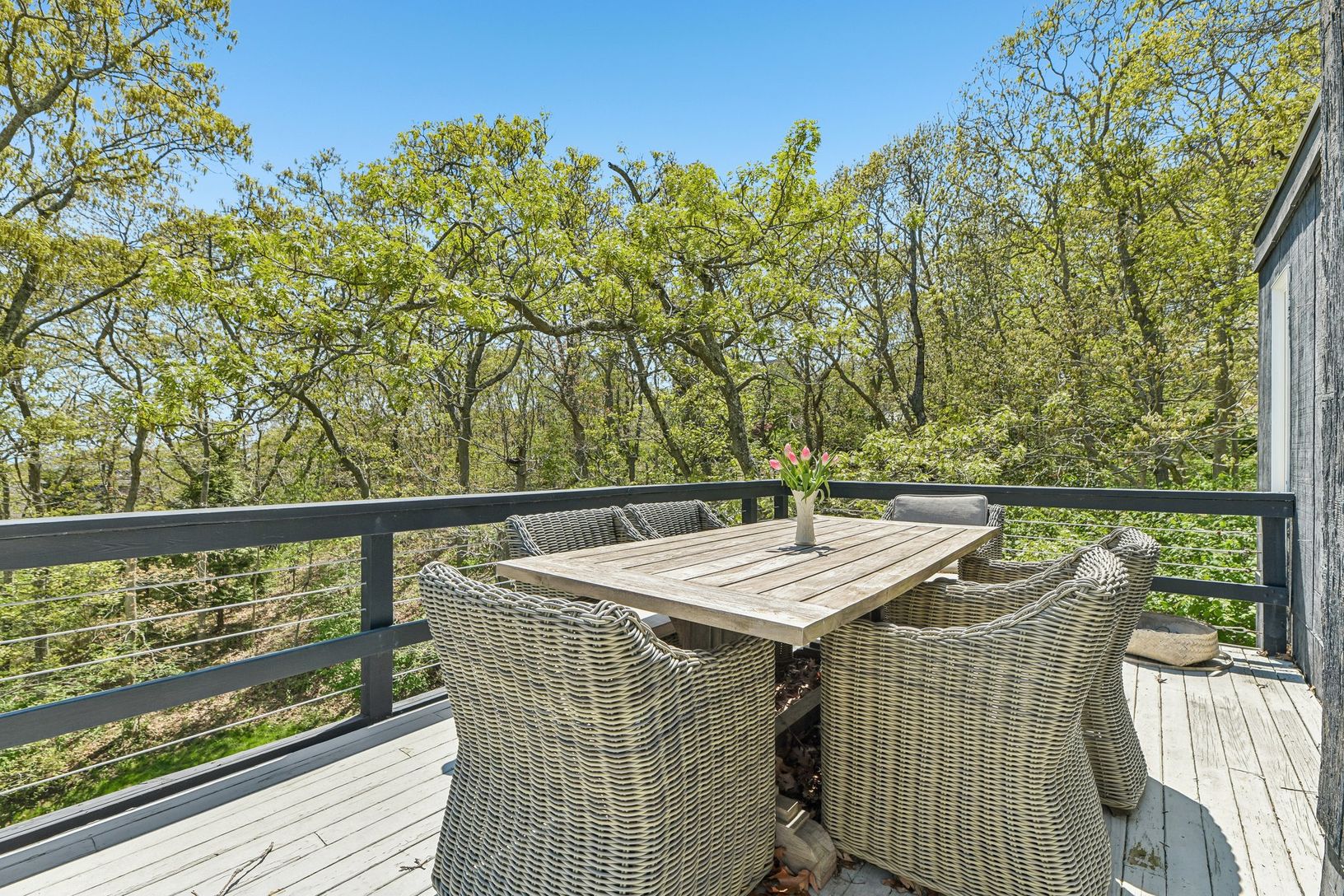 deck off dining area