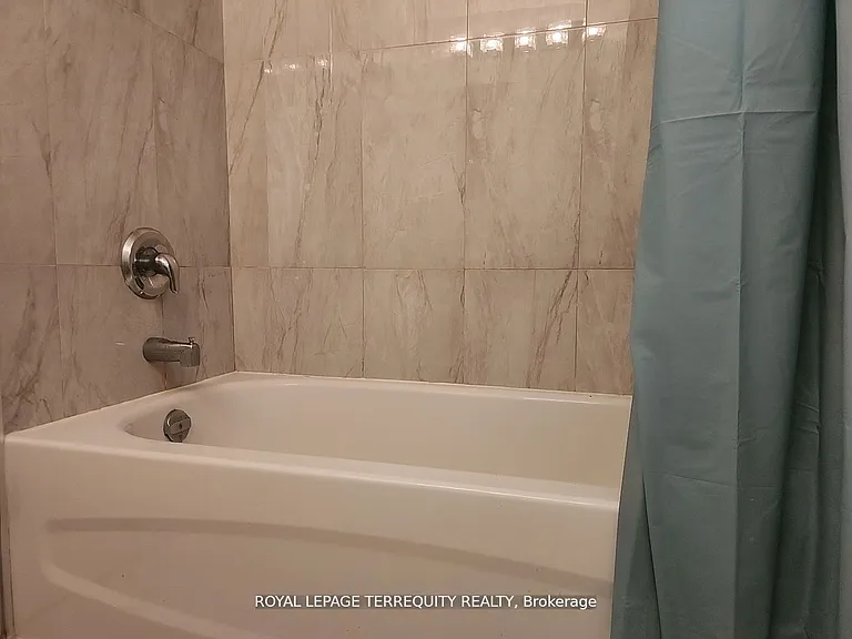 207 Trent St E #2 — Photo 19