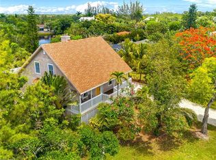 1555 Bunting Ln, Sanibel, FL 33957