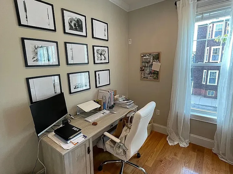 607 E 5th St #2 — Photo 10