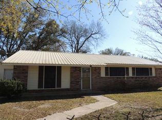 588 Bentley Rd S, Creola, AL 36525