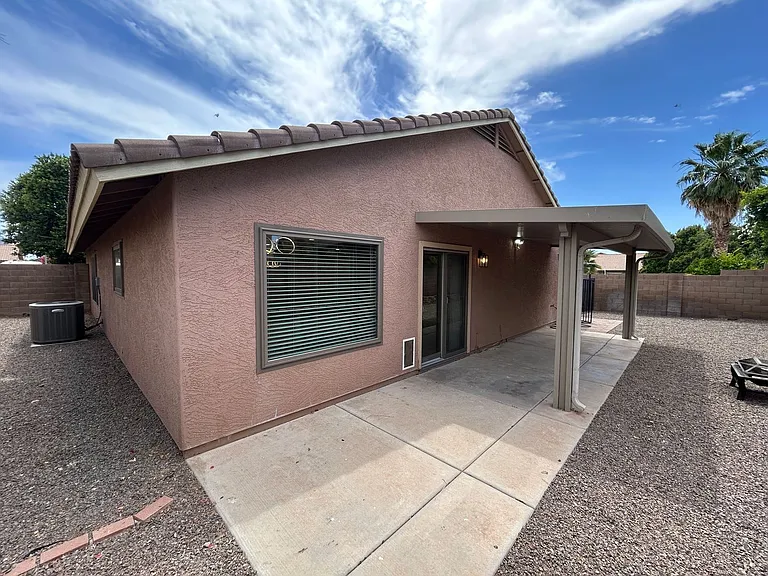 3126 W Zachary Dr — Photo 17