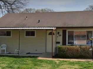 8020 Carlsbad Dr, Saint Louis, MO 63123