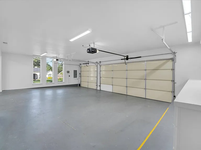 610 Timber Way — Photo 40