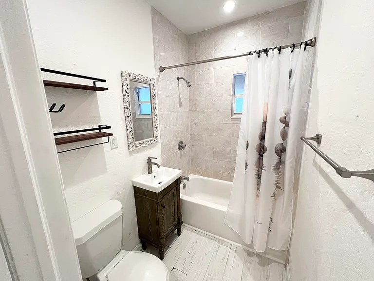 431 Ardmore Rd — Photo 10