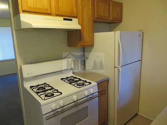 4th image of 14420 Grant Ave SW APT 3