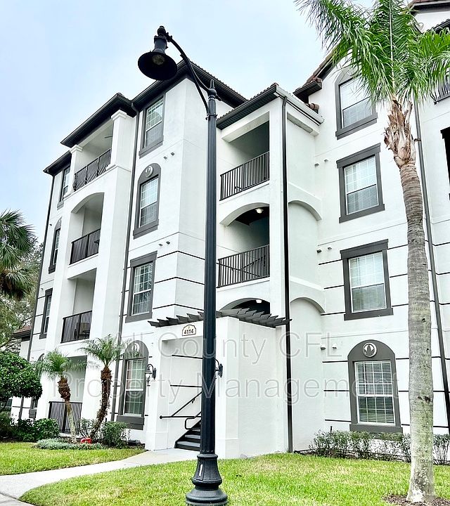 1st image of 4114 Breakview Dr Unit 203