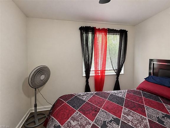 5th image of 6524 Pasteur Ct